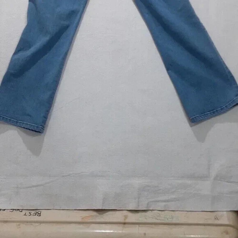 Nine West Taylor cuffed capri jeans size 4 stud embelished pockets * - Picture 10 of 13